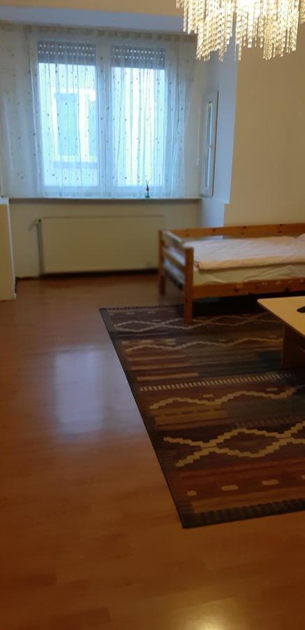 Ferienwohnung Glaser Пфорцхайм Екстериор снимка